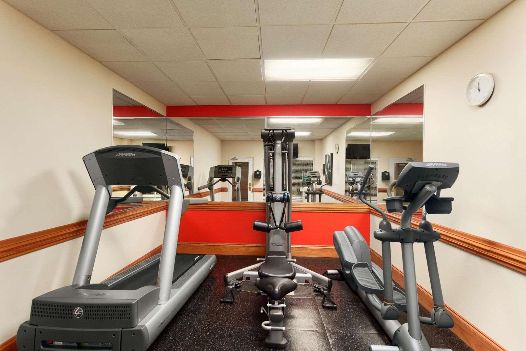 Country Inn & Suites By Radisson, Tifton, Ga Buitenkant foto