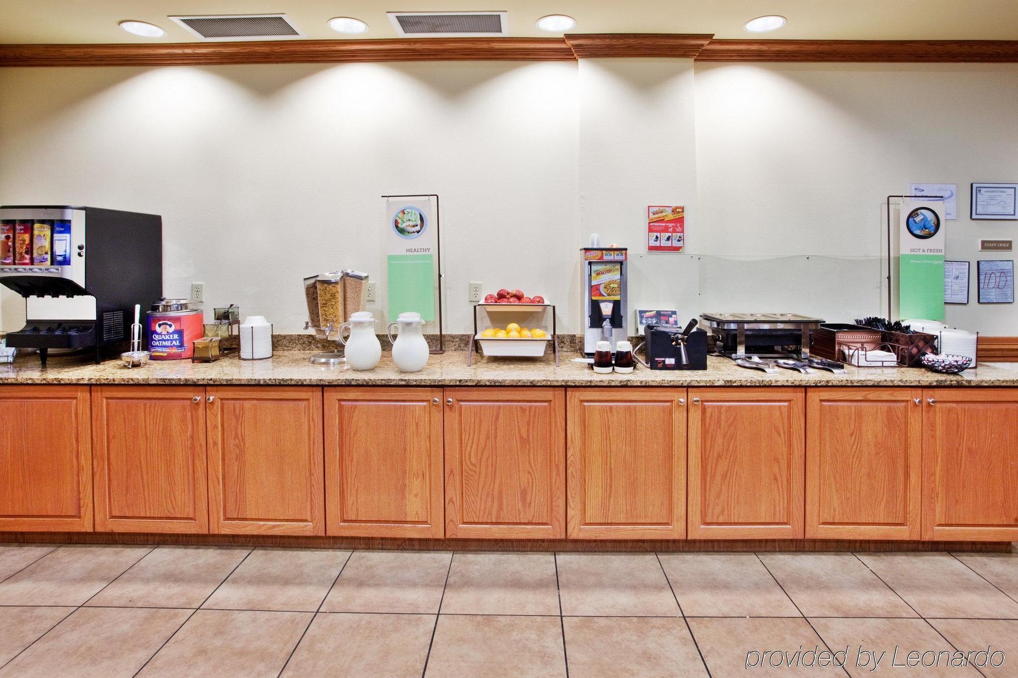 Country Inn & Suites By Radisson, Tifton, Ga Buitenkant foto